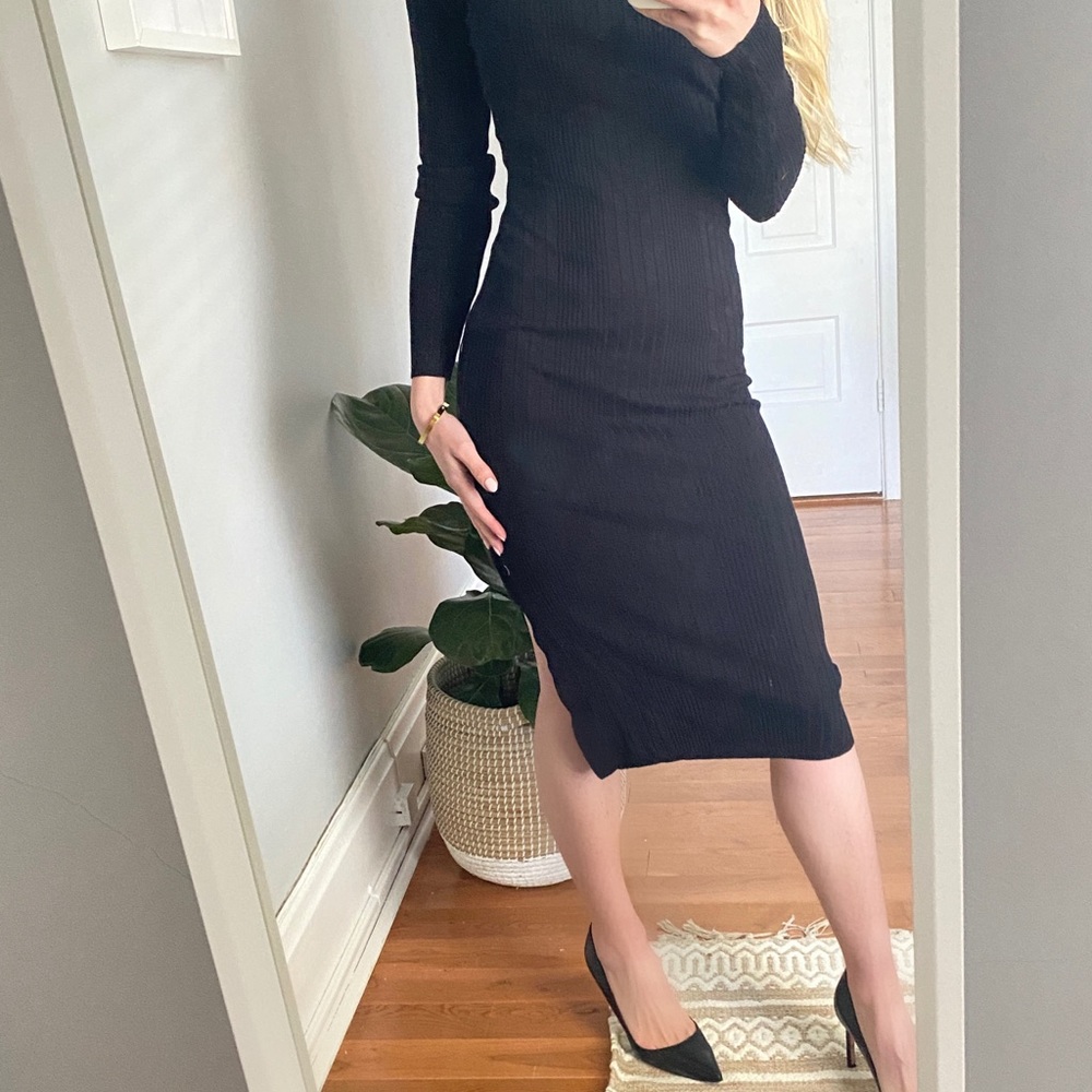 RIBBED BLACK GUESS DRESS WITH SILVER RING DETAIL - Picture 2 of 8